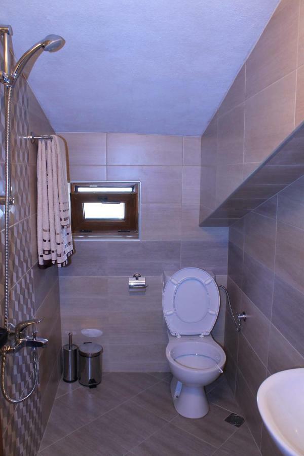 Стаи За Гости Диневи Kalofer Extérieur photo