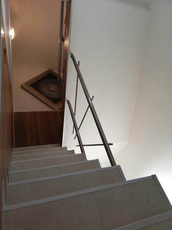 Стаи За Гости Диневи Kalofer Extérieur photo