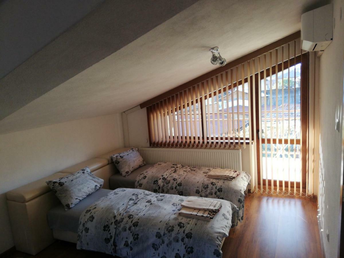 Стаи За Гости Диневи Kalofer Extérieur photo